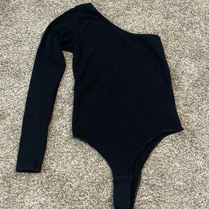 Brandy Melville Black one shoulder, long sleeve body suit